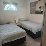 De Kaagse Boer Bed & Breakfast Kaag