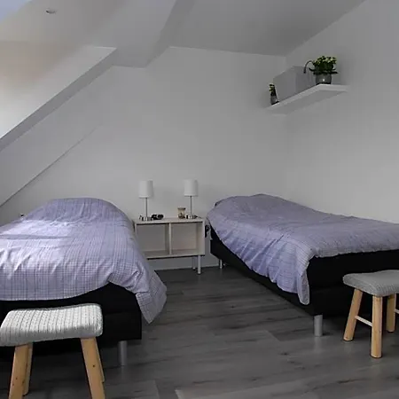 De Kaagse Boer Bed & Breakfast 4*