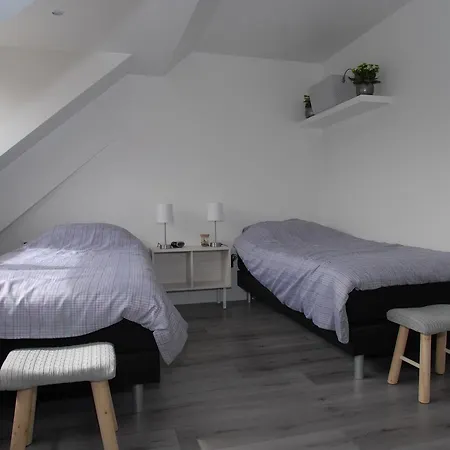 Couette-café De Kaagse Boer 4*