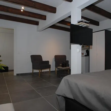 Bed & Breakfast De Kaagse Boer 4*