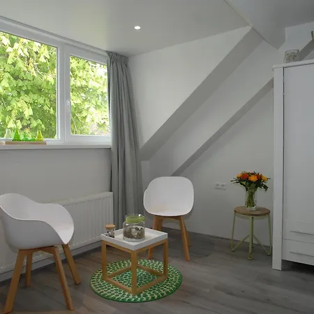 De Kaagse Boer Bed & Breakfast *