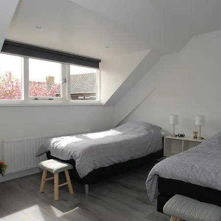 Nocleg ze śniadaniem De Kaagse Boer 4*