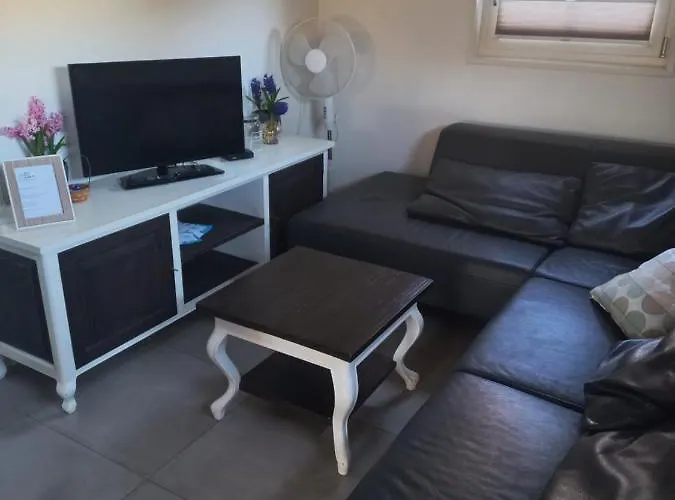 Bed & Breakfast De Kaagse Boer 4*